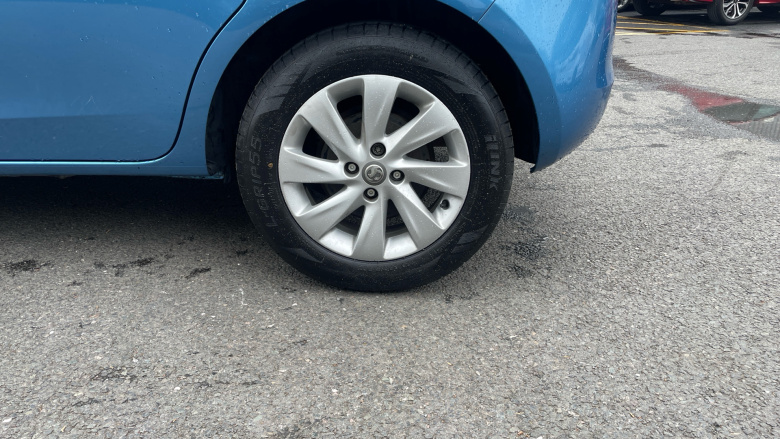 Vauxhall Corsa 1.4 Design 5dr Petrol Hatchback